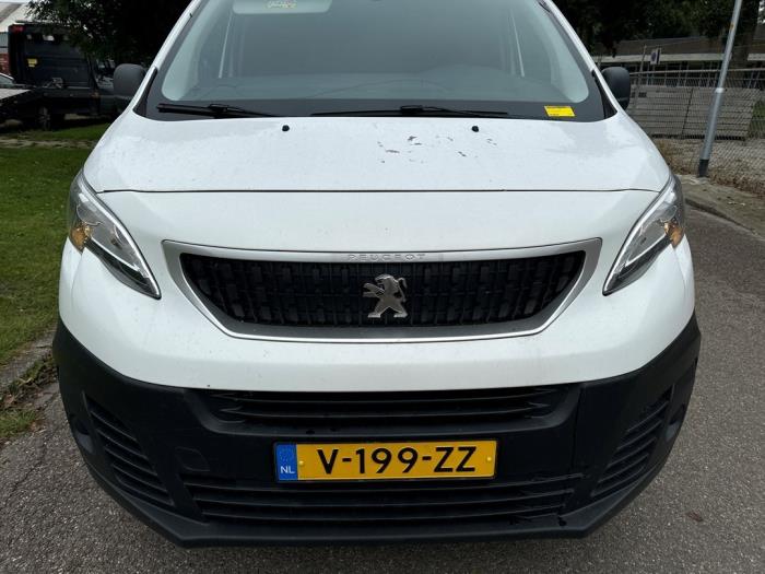 Front (komplett) från en Peugeot Expert (V1/VA/VB/VE/VF/VT/VY) 1.6 Blue HDi 95 16V 2019