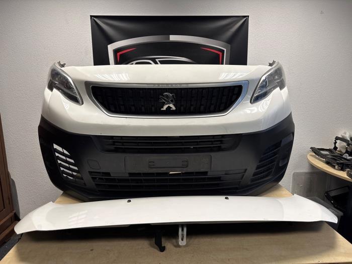 Front (komplett) från en Peugeot Expert (V1/VA/VB/VE/VF/VT/VY) 1.6 Blue HDi 95 16V 2019