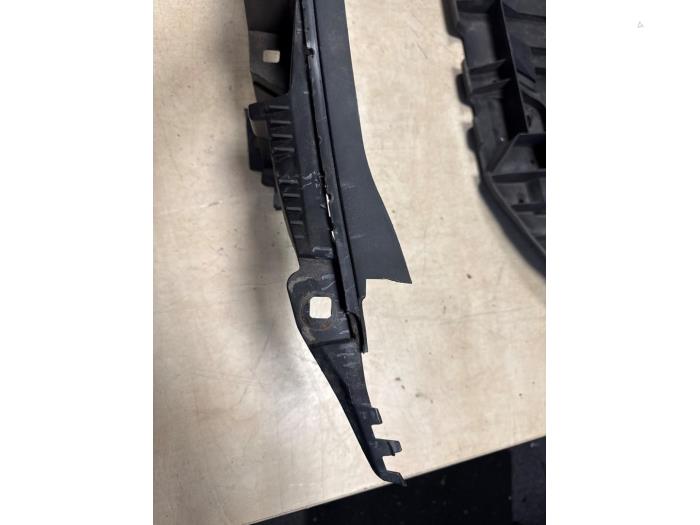 Front (komplett) från en Peugeot Expert (V1/VA/VB/VE/VF/VT/VY) 1.6 Blue HDi 95 16V 2019