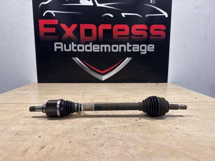 Drivaxel, vänster fram från en Peugeot Expert (V1/VA/VB/VE/VF/VT/VY) 1.6 Blue HDi 95 16V 2019