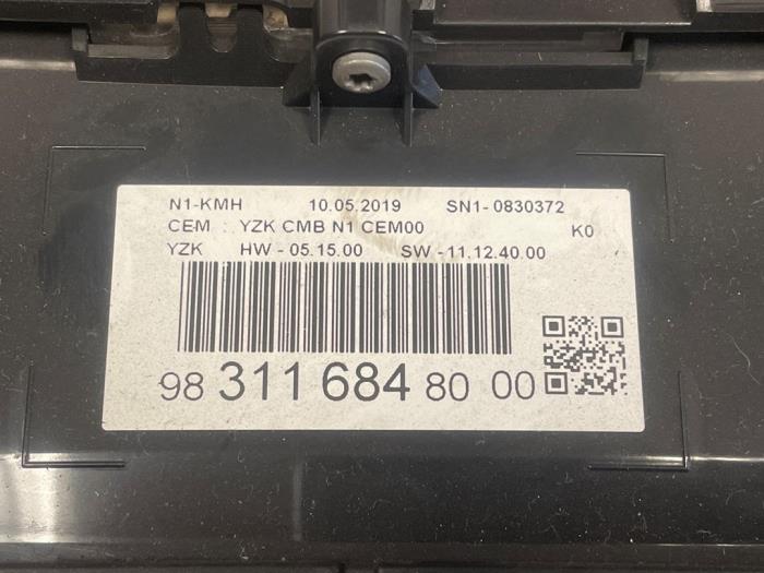 Vägmätare KM från en Peugeot Expert (V1/VA/VB/VE/VF/VT/VY) 1.6 Blue HDi 95 16V 2019