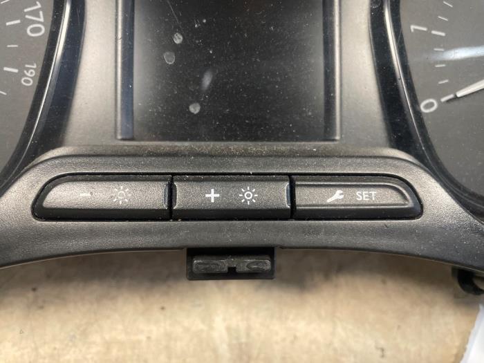 Vägmätare KM från en Peugeot Expert (V1/VA/VB/VE/VF/VT/VY) 1.6 Blue HDi 95 16V 2019