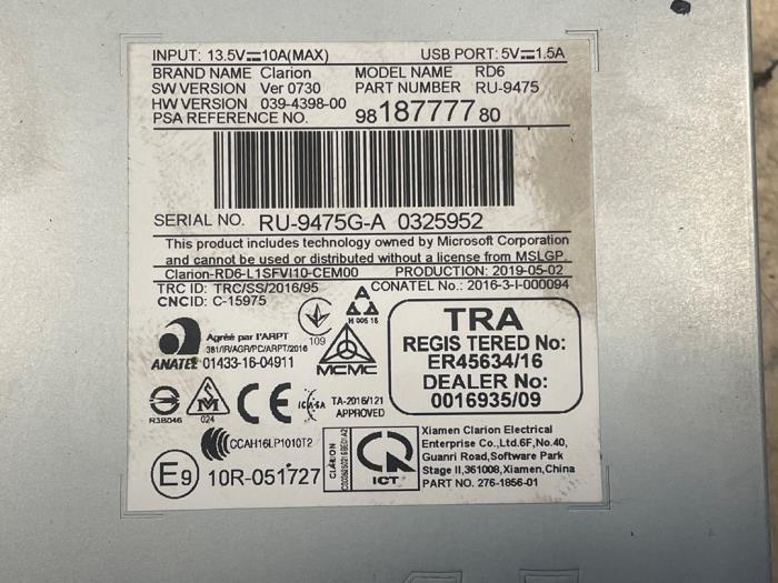 Kontrollenhet, multimedia från en Peugeot Expert (V1/VA/VB/VE/VF/VT/VY) 1.6 Blue HDi 95 16V 2019