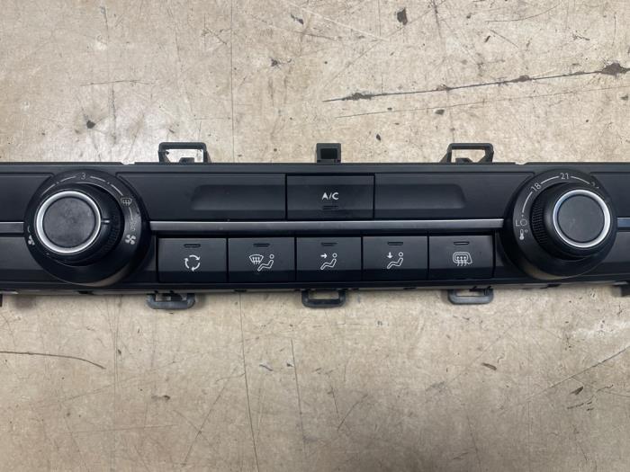 Luftkonditionering, kontrollpanel från en Peugeot Expert (V1/VA/VB/VE/VF/VT/VY) 1.6 Blue HDi 95 16V 2019