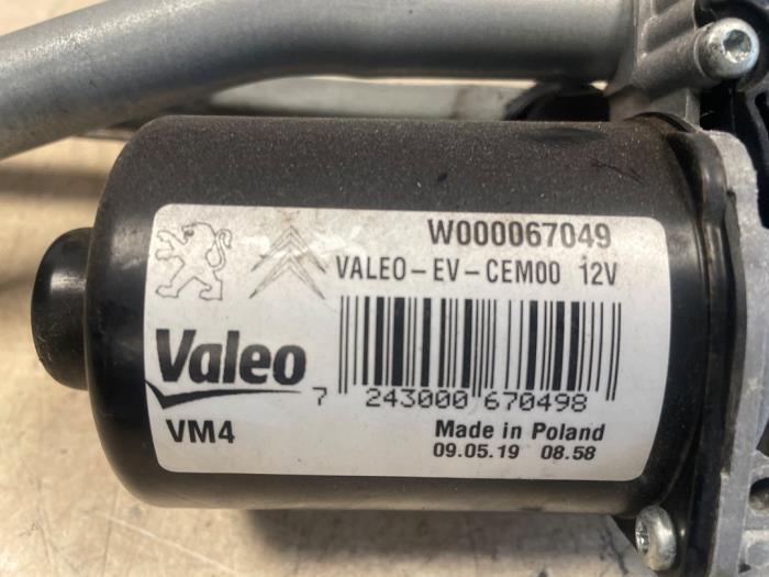 Torkarmotor + mekanism från en Peugeot Expert (V1/VA/VB/VE/VF/VT/VY) 1.6 Blue HDi 95 16V 2019