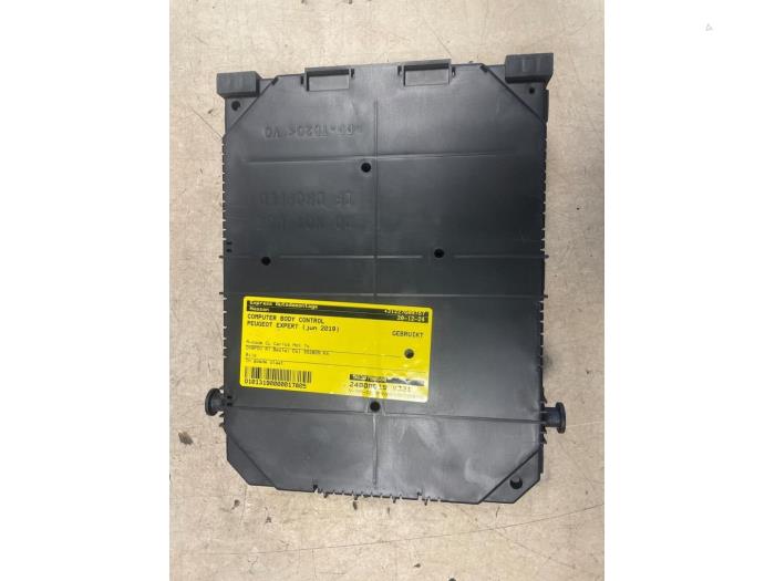 Dator , karosskontroll (BCM) från en Peugeot Expert (V1/VA/VB/VE/VF/VT/VY) 1.6 Blue HDi 95 16V 2019