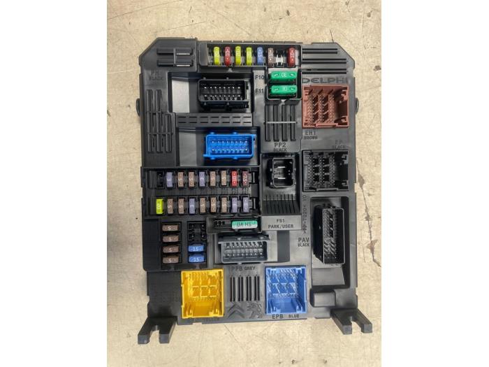 Dator , karosskontroll (BCM) från en Peugeot Expert (V1/VA/VB/VE/VF/VT/VY) 1.6 Blue HDi 95 16V 2019