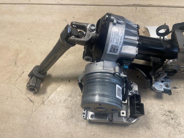 Elservostyrningsenhet från en Volkswagen Polo VI (AW1) 1.0 TSI 12V 2019