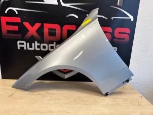 Używane Ekran lewy przód Mercedes C Estate (S206) C-200 1.5 EQ Boost Cena € 350,00 Procedura marży oferowane przez Express Autodemontage