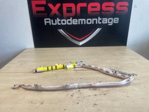 Begagnade Takgardinairbag, höger Volkswagen T-Roc I 1.0 TSI 12V Pris € 350,00 Marginaltabell erbjuds av Express Autodemontage