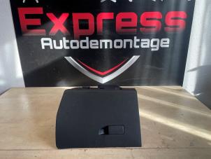 Gebruikte Dashboardkastje Peugeot Expert (V1/VA/VB/VE/VF/VT/VY) 2.0 Blue HDi 145 16V Prijs € 150,00 Margeregeling aangeboden door Express Autodemontage