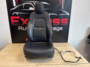 Używane Fotel lewy Tesla Model 3 Long Range AWD 75 kWh Cena € 300,00 Procedura marży oferowane przez Express Autodemontage