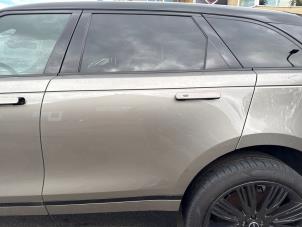 Używane Drzwi lewe tylne wersja 4-drzwiowa Landrover Range Rover Velar (LY) 2.0 D180 AWD Cena € 900,00 Procedura marży oferowane przez Express Autodemontage