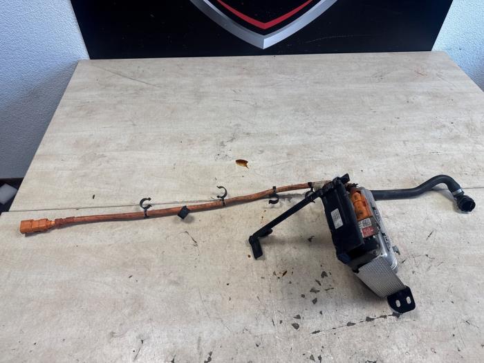 HV-kylarvätskevärmare från en Volkswagen Passat Variant (3G5) 1.4 GTE 16V 2016