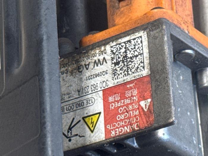 HV-kylarvätskevärmare från en Volkswagen Passat Variant (3G5) 1.4 GTE 16V 2016