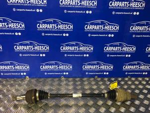 Używane Os napedowa prawy tyl Volvo XC70 (SZ) XC70 2.4 D5 20V Cena € 50,00 Procedura marży oferowane przez Carparts Heesch