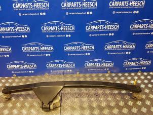 Gebruikte Motorbalk Volvo V70 (SW) 2.4 D5 20V Prijs € 50,00 Margeregeling aangeboden door Carparts Heesch