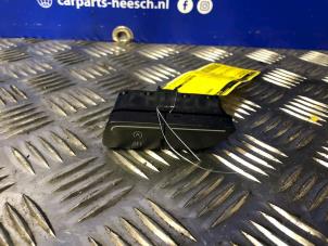 Gebruikte ASR schakelaar Ford Focus 3 1.6 EcoBoost 16V Prijs € 15,00 Margeregeling aangeboden door Carparts Heesch