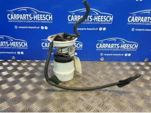 Begagnade Elektrisk bränslepump Volvo V50 Pris € 40,00 Marginaltabell erbjuds av Carparts Heesch