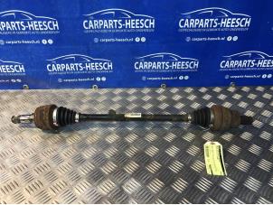 Używane Os napedowa prawy tyl Volvo XC70 (SZ) XC70 2.4 D5 20V Cena € 50,00 Procedura marży oferowane przez Carparts Heesch