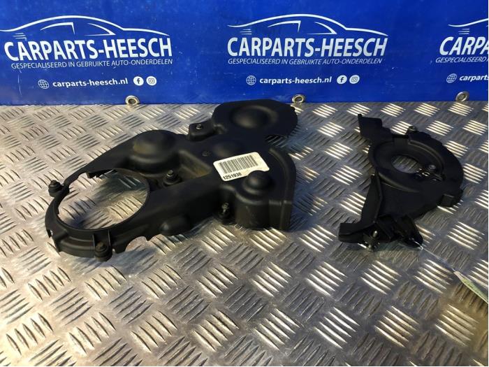 Kamremsskydd från en Volvo S40 (MS) 1.6 D 16V 2009