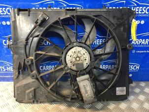 Gebruikte Radiateurfan BMW 1 serie (E81) 116i 1.6 16V Prijs € 40,00 Margeregeling aangeboden door Carparts Heesch
