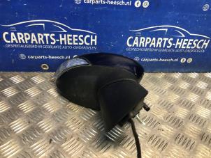 Używane Lusterko zewnetrzne prawe Ford B-Max (JK8) 1.0 EcoBoost 12V 100 Cena € 100,00 Procedura marży oferowane przez Carparts Heesch