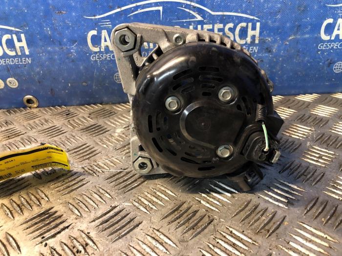 Alternator van een Ford EcoSport (JK8) 1.0 EcoBoost 12V 100 2018