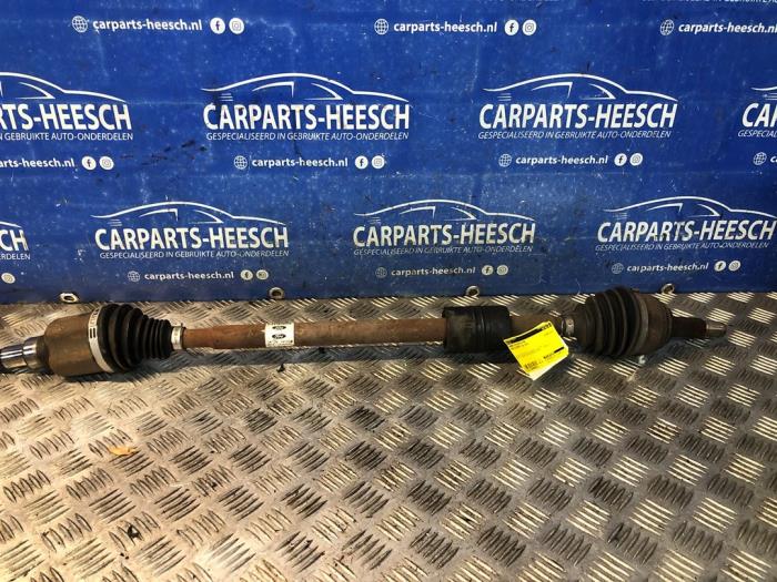 Aandrijfas rechts-voor van een Ford EcoSport (JK8) 1.0 EcoBoost 12V 100 2018