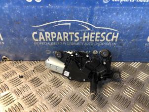 Gebruikte Ruitenwissermotor achter Ford EcoSport (JK8) 1.0 EcoBoost 12V 100 Prijs € 40,00 Margeregeling aangeboden door Carparts Heesch