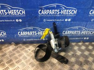 Gebruikte Gordelspanner rechts Ford Fiesta 6 (JA8) Prijs op aanvraag aangeboden door Carparts Heesch