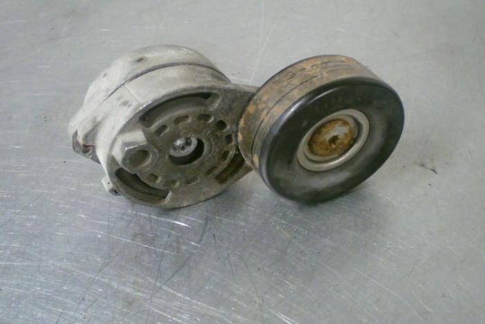 Kilremspännare från en Audi A6