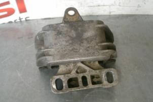 Begagnade Motorfäste Volkswagen Bora Pris € 20,00 Inklusive moms erbjuds av TSI-Parts / Allmotorparts B.V.