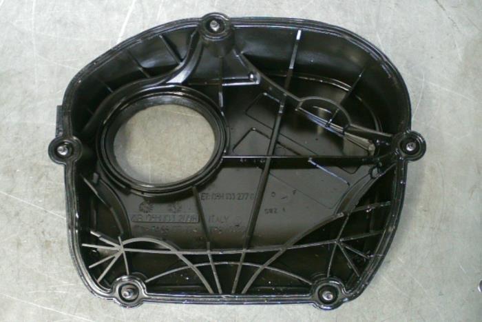 Kamremsskydd från en Audi A4 2013