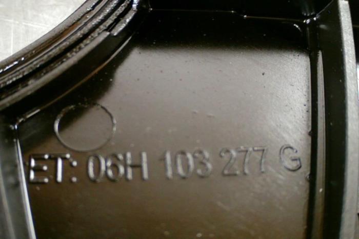 Kamremsskydd från en Audi A4 2013