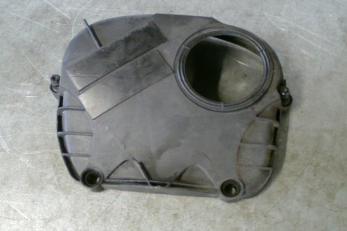 Kamremsskydd från en Audi A4 2013