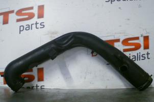 Begagnade Luftintagsslang Volkswagen Golf Pris € 30,00 Inklusive moms erbjuds av TSI-Parts / Allmotorparts B.V.