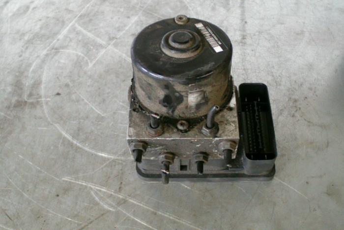 ABS-pump från en Audi A3 2005