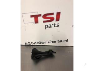 Begagnade Oljesugningsrör Audi A4 (B8) 1.8 TFSI 16V Pris € 9,99 Inklusive moms erbjuds av TSI-Parts / Allmotorparts B.V.