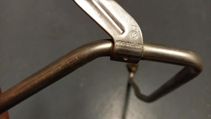 Vattenrör från en Volkswagen Golf VI (5K1) 1.4 TSI 160 16V 2011