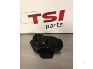 Begagnade Vattenpump Volkswagen Golf VI (5K1) 2.0 GTI 16V Pris € 9,99 Inklusive moms erbjuds av TSI-Parts / Allmotorparts B.V.