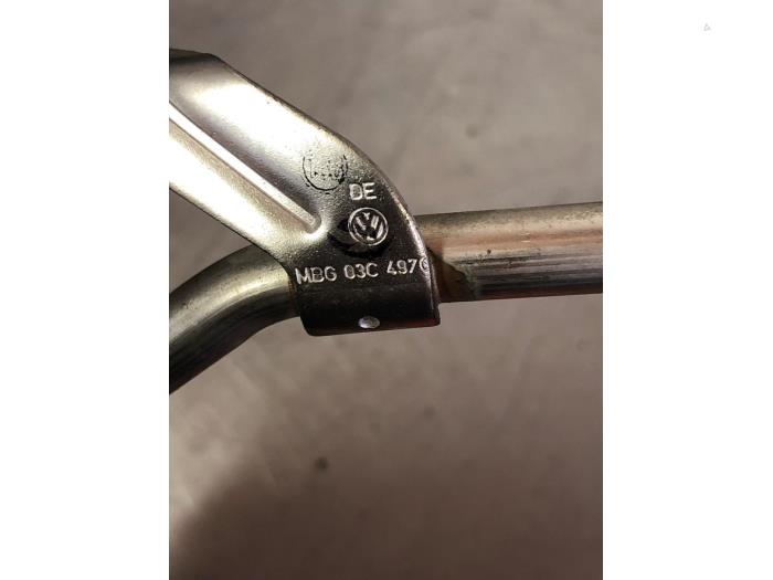 Vattenrör från en Volkswagen Golf VI (5K1) 1.4 TSI 160 16V 2011