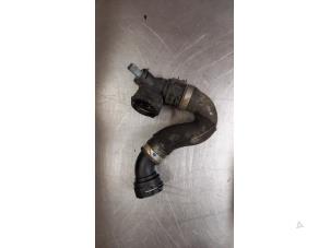 Gebruikte Radiateurslang Audi RS 6 Avant (C7) 4.0 V8 TFSI 32V Prijs € 27,23 Inclusief btw aangeboden door TSI-Parts / Allmotorparts B.V.