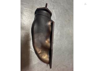 Gebruikte Uitlaatspruitstuk Audi A4 (B6) 3.0 V6 30V Quattro Prijs € 60,00 Inclusief btw aangeboden door TSI-Parts / Allmotorparts B.V.