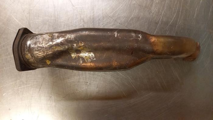 Uitlaatspruitstuk van een Audi Q7 (4LB) 4.2 FSI V8 32V 2008