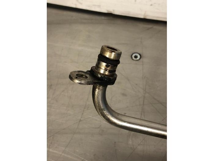 Vattenrör från en Volkswagen Golf Plus (5M1/1KP) 1.4 TSI 160 16V 2008