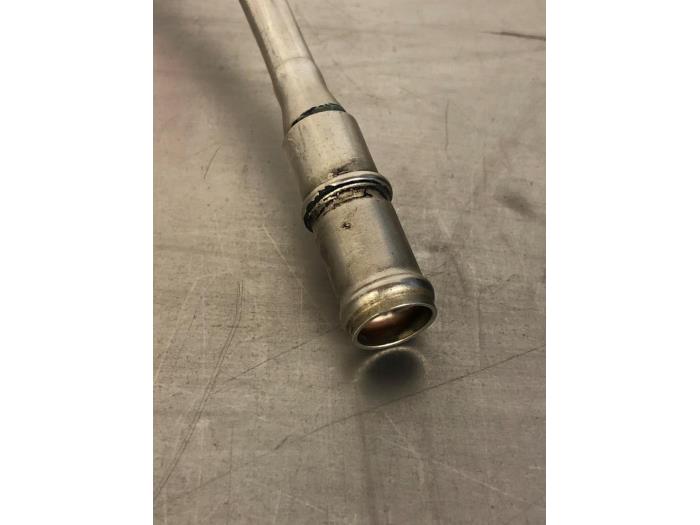 Vattenrör från en Volkswagen Golf Plus (5M1/1KP) 1.4 TSI 160 16V 2008