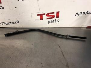 Begagnade Oljemätsticka Audi SQ5 (FYB/FYG) 3.0 TFSI V6 24V ABT Pris € 9,99 Inklusive moms erbjuds av TSI-Parts / Allmotorparts B.V.