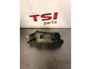 Begagnade Motorfäste Volkswagen Polo V (6R) 1.2 TSI Pris € 20,00 Inklusive moms erbjuds av TSI-Parts / Allmotorparts B.V.