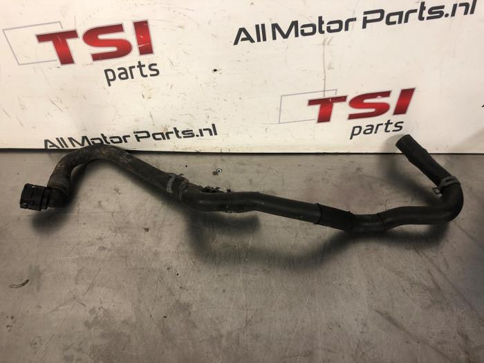 Vattenrör från en Volkswagen Golf VII (AUA) 1.4 TSI 16V 2016